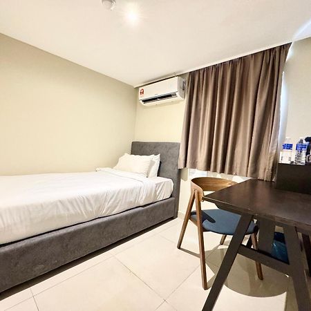Kingston Hotel 6 - Changkat, Bukit Bintang Куала-Лумпур Екстер'єр фото